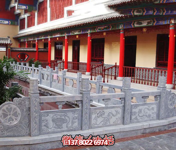 游覽大理，感受古老石欄桿的魅力