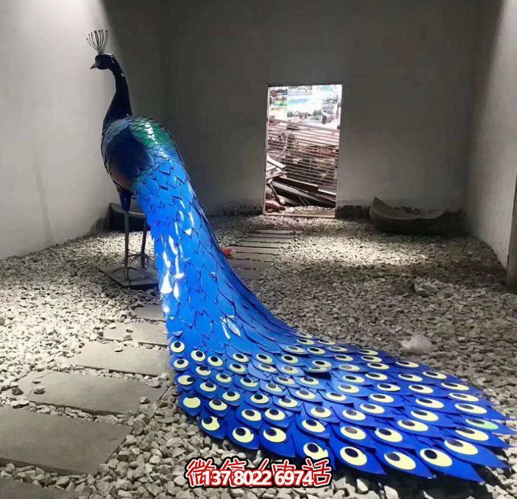 優(yōu)質(zhì)不銹鋼孔雀雕塑，為城市廣場添彩