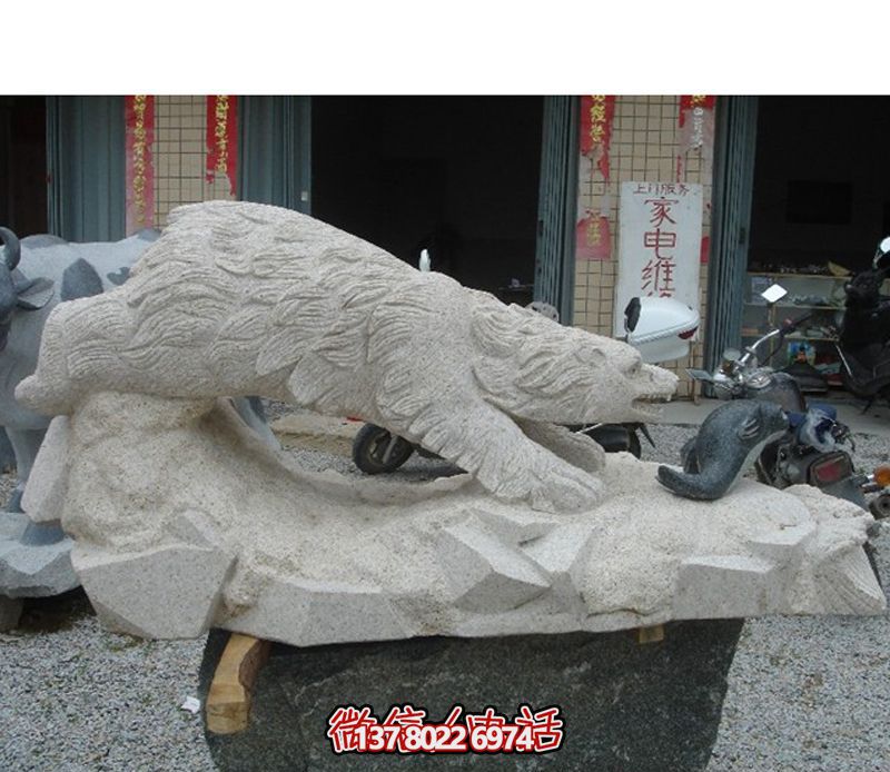 北極熊玻璃鋼雕塑，讓街道邊擺放創意爬行玻璃