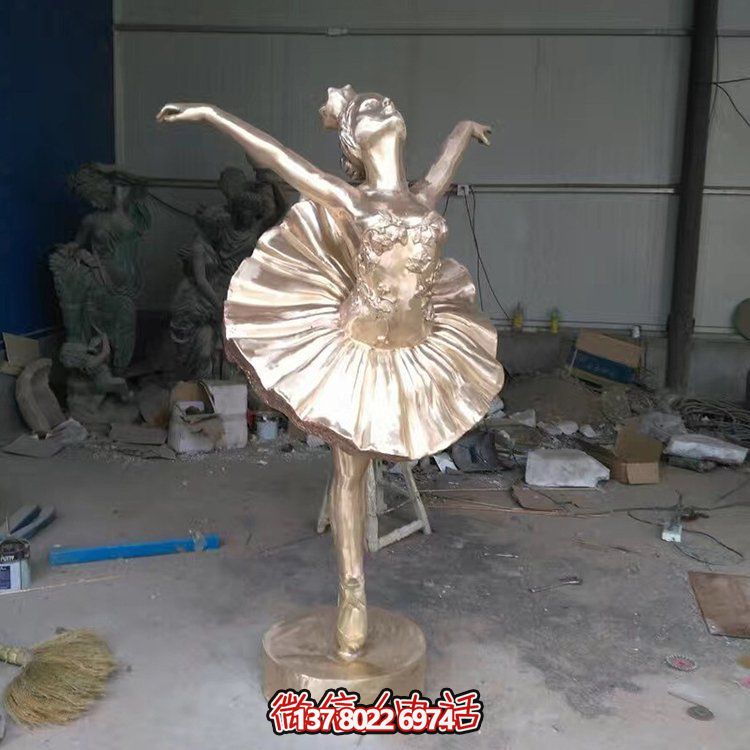 不銹鋼雕塑，給您的園林、廣場增添抽象跳舞的人物精彩！