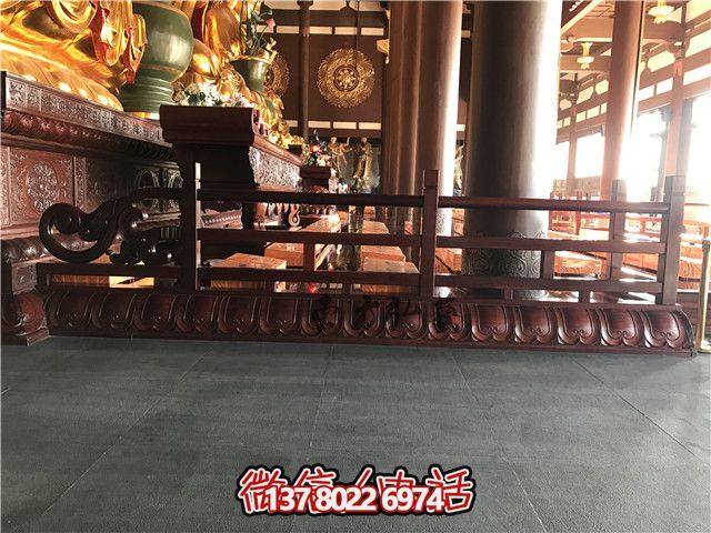 鑄銅欄桿——現(xiàn)代簡約風(fēng)格,兼具實(shí)用性和藝術(shù)美感 鑄銅欄桿——現(xiàn)代簡約風(fēng)格,兼具實(shí)用性和藝術(shù)美感