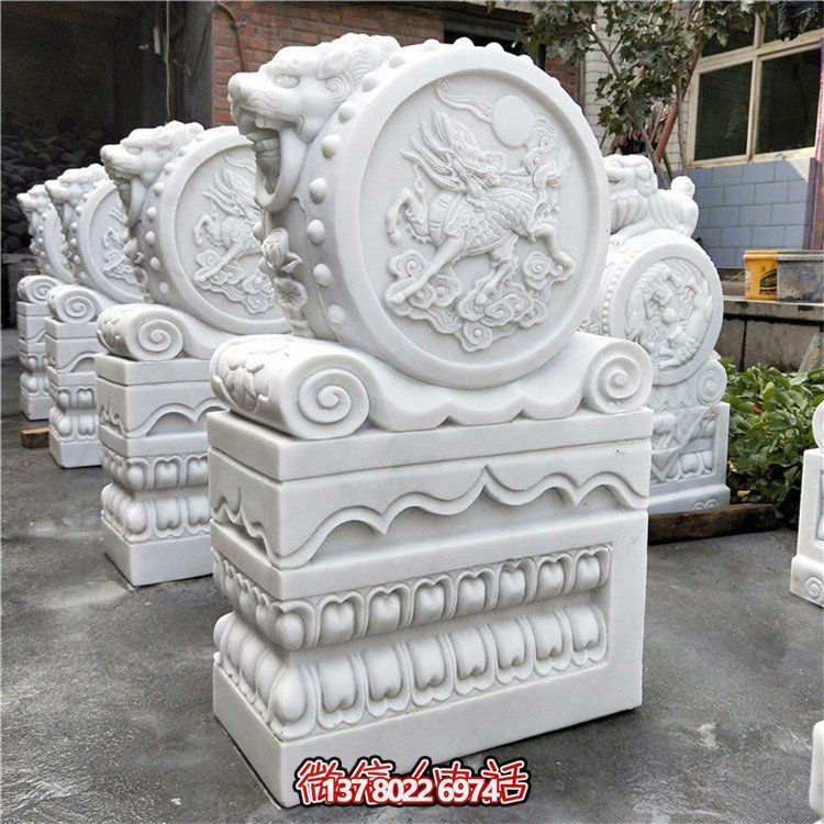 漢白玉浮雕麒麟鎮(zhèn)宅招財(cái)擺件別墅門(mén)口園林景觀雕塑